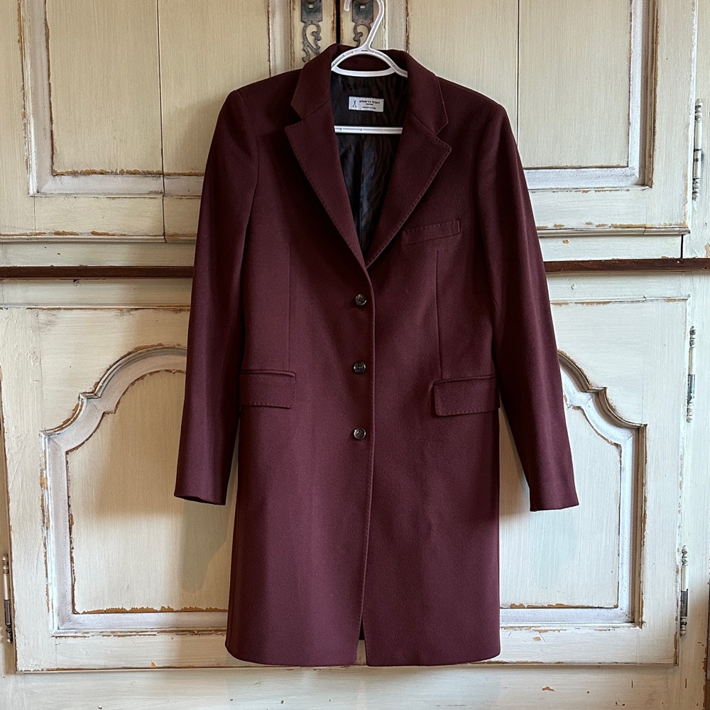 Elegant Burgundy Women's Coat